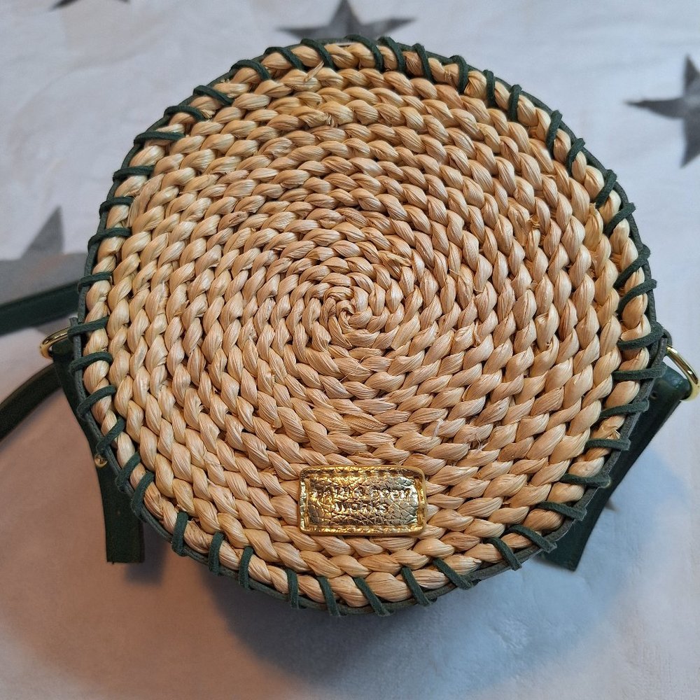 Bath & Body Works ROUND WOVEN Beachy Boho CROSSBODY Cosmetic Bag MAKEUP‎